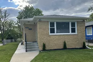 956 Greenbay Ave, Calumet City, IL 60409 - Photo 1