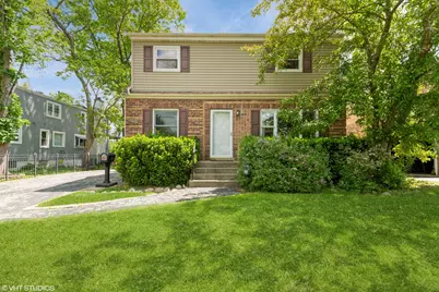 235 S Warrington Road, Des Plaines, IL 60016 - Photo 1