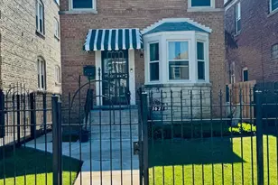 1621 N Luna Ave, Chicago, IL 60639 - Photo 1