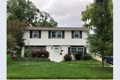 400 Tee Lane, Carpentersville, IL 60110 - Photo 1