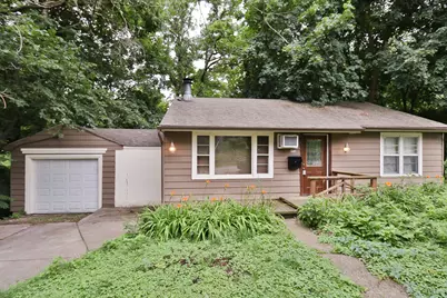 653 Eastview Street, Elgin, IL 60120 - Photo 1