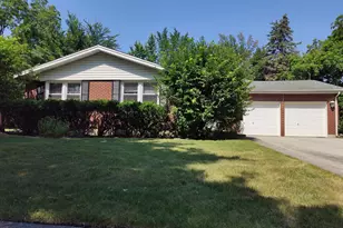 412 S Cedar St, Palatine, IL 60067 - Photo 1
