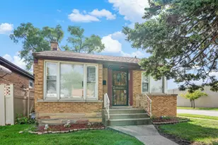 1135 Rice Ave, Bellwood, IL 60104 - Photo 1