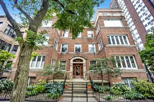 941 W Argyle St, Chicago, IL 60640 - Photo 1