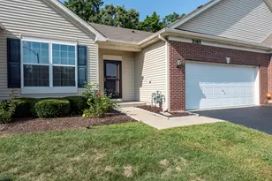 7085 Hidden Green Cir, Fox Lake, IL 60020 - Photo 1