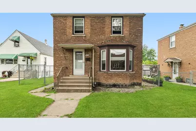 5220 S Natoma Avenue, Chicago, IL 60638 - Photo 1