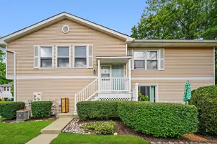 5332 Crescent Ln, Oak Forest, IL 60452 - Photo 1