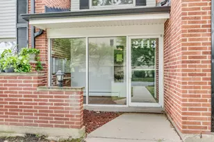 2443 E Brandenberry Ct, Arlington Heights, IL 60004 - Photo 1