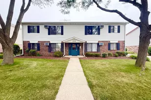 386 Echo Ln, Aurora, IL 60504 - Photo 1