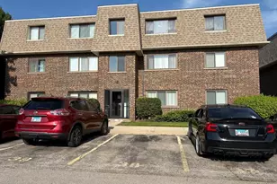 1434 Carol Ct, Palatine, IL 60074 - Photo 1