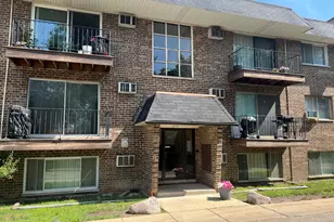 215 S Hale St, Addison, IL 60101 - Photo 1
