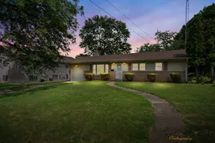 312 N Main St, Sycamore, IL 60178 - Photo 1