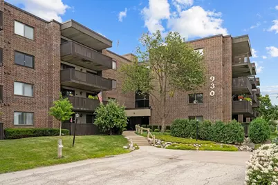930 Taylor Drive #310, Gurnee, IL 60031 - Photo 1