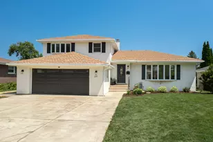 29 Grand Central Ln, Schaumburg, IL 60193 - Photo 1