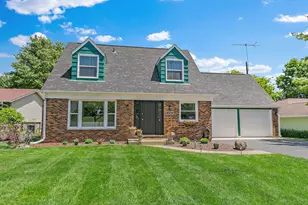 834 Oak St, Woodstock, IL 60098 - Photo 1