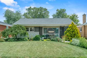 1921 Buckingham Ave, Westchester, IL 60154 - Photo 1