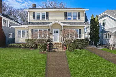 204 N Kensington Avenue, La Grange, IL 60525 - Photo 1