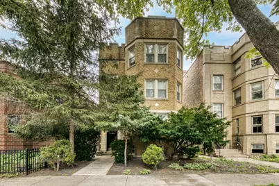 2110 W Arthur Avenue, Chicago, IL 60645 - Photo 1