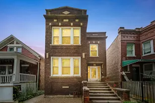 611 N Monticello Ave, Chicago, IL 60624 - Photo 1