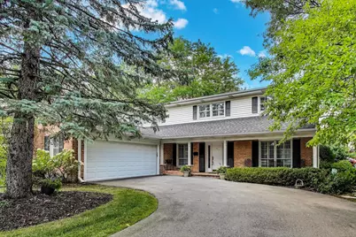 1704 S Fernandez Avenue, Arlington Heights, IL 60005 - Photo 1