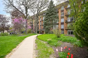 441 Park Blvd, Glen Ellyn, IL 60137 - Photo 1