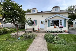 26585 W Maple St, Antioch, IL 60002 - Photo 1