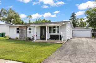 426 Holden Ave, Romeoville, IL 60446 - Photo 1