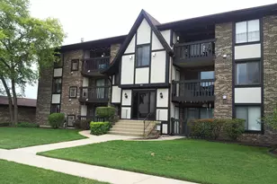 4845 137th St, Crestwood, IL 60418 - Photo 1