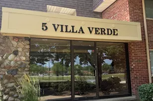 5 Villa Verde Dr, Buffalo Grove, IL 60089 - Photo 1