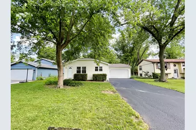 9 Sunshine Avenue, Third Lake, IL 60030 - Photo 1