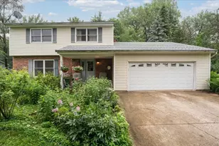 1N730 Mac Queen Dr, West Chicago, IL 60185 - Photo 1