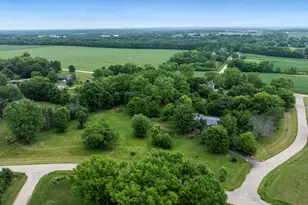 2724 Century Dr, Winnebago, IL 61088 - Photo 1