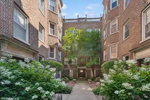 1051 W Glenlake Ave, Chicago, IL 60660 - Photo 1