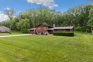 2073 Grand Detour Rd, Dixon, IL 61021 - Photo 1