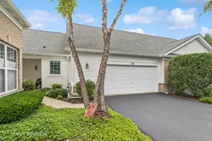 98 Enfield Ln, Grayslake, IL 60030 - Photo 1