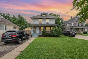 933 Claim St, Aurora, IL 60505 - Photo 1