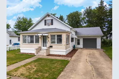 307 W North Street, Pontiac, IL 61764 - Photo 1