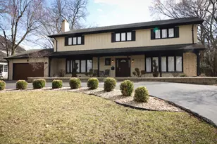 2702 1st Private Rd, Flossmoor, IL 60422 - Photo 1