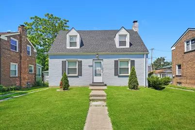 10024 S Yates Boulevard, Chicago, IL 60617 - Photo 1