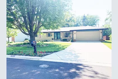 916 Saint Andrews Way, Rockford, IL 61107 - Photo 1