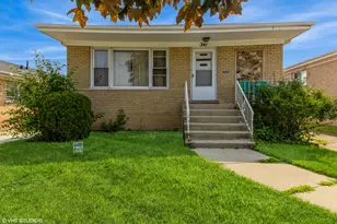 341 Saginaw Ave, Calumet City, IL 60409 - Photo 1