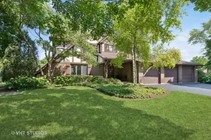 14 Trent Rd, Hawthorn Woods, IL 60047 - Photo 1