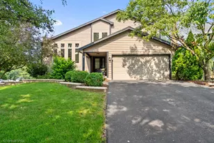 541 Boardman Cir, Bolingbrook, IL 60440 - Photo 1