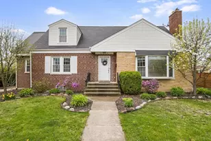 1212 S Greenwood Ave, Park Ridge, IL 60068 - Photo 1