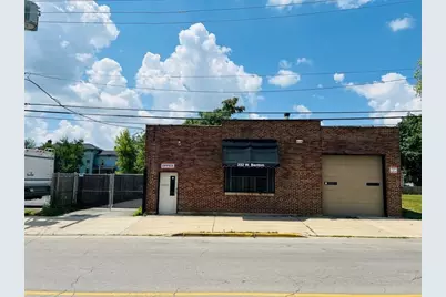222 W Benton Street, Aurora, IL 60506 - Photo 1