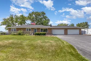 2315 Delaney Rd, New Lenox, IL 60451 - Photo 1