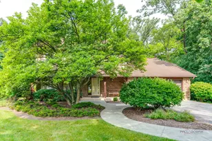 1758 Lexington Rd, Libertyville, IL 60048 - Photo 1