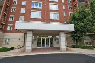 5555 N Cumberland Ave, Chicago, IL 60656 - Photo 1