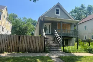 8135 S Muskegon Ave, Chicago, IL 60617 - Photo 1
