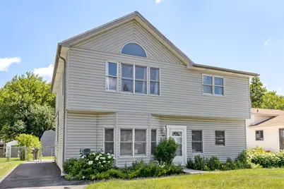 163 N California Avenue, Mundelein, IL 60060 - Photo 1